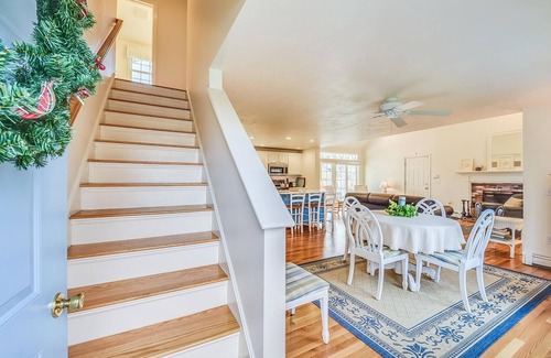 Dennis House | Comfy Cape Home: Close to Mayflower Beach, golf course, and Downtown