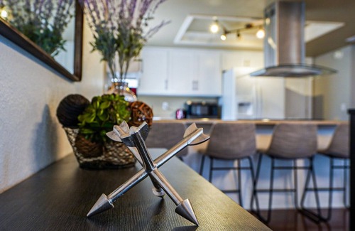 Medford House | Comfy Cozy Casa