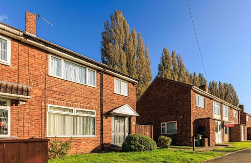 Thornaby On Tees House | Comfy house in Thornaby, Stockton On Tees