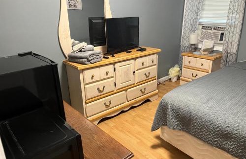 Johnson City Apartment | Comfy PR near UHS Wilson and BU