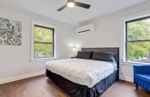 St. Louis Apartment | Comfy, quiet and modern. Extended Stays Welcome!