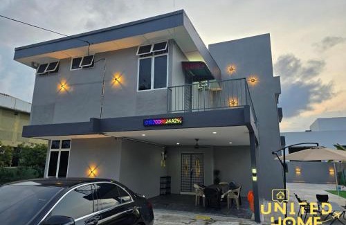 Kuantan Villa | Comfy Rumah Kita Tok Sira Kuantan with pool and sound sys 5BR 14pax