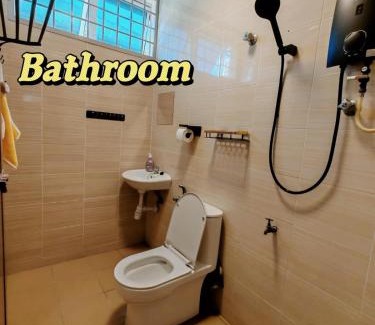 Kuantan Villa | Comfy Rumah Kita Tok Sira Kuantan with pool and sound sys 5BR 14pax