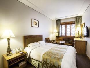 Jung-gu Hotel | Commodore Hotel Busan