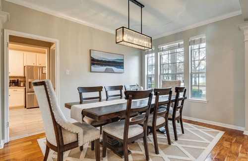 Tomball Cottage | Community Perks at Luxe Houston Area Home!