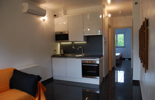 Capiago Intimiano Apartment | COMO - VILLA GABRIELLA - HALFWAY