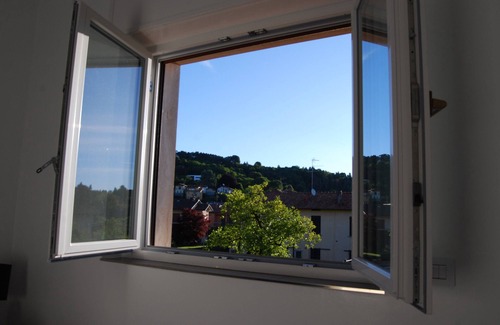 Capiago Intimiano Apartment | COMO - VILLA GABRIELLA - HALFWAY