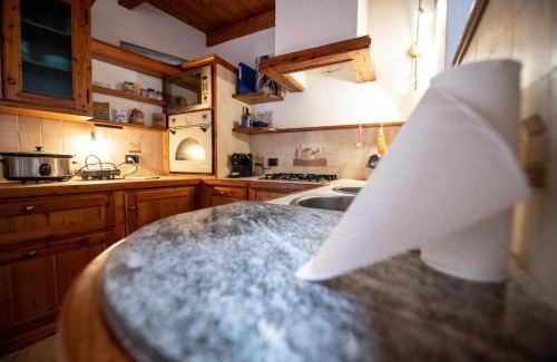 Intra Apartment | Comodità a due passi dal lago