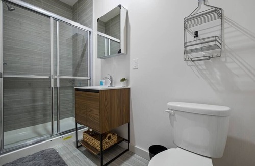 Middletown Apartment | Compact Studio Suite Couples or Solo Travelers