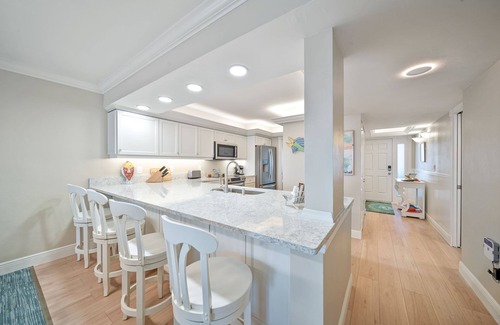 Sanibel Condo | Compass Point #133 is a 2/2 + a Den Vacation Rental on Sanibel Island