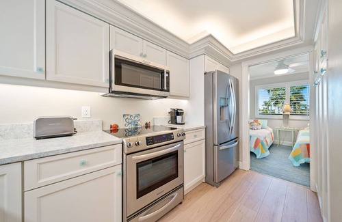 Sanibel Condo | Compass Point #133 is a 2/2 + a Den Vacation Rental on Sanibel Island
