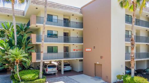 Sanibel Apartment | Compass Point 221