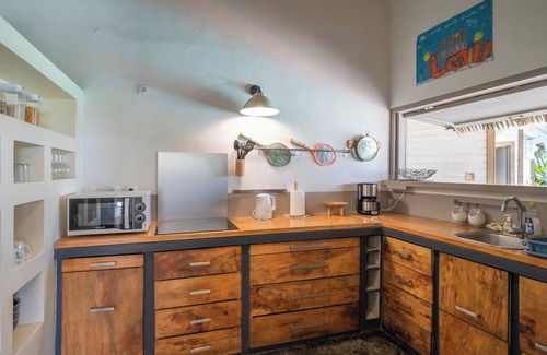 Le Moule Villa | Complete relaxation at Villa Lakaz with its spacious terrace and private pool.