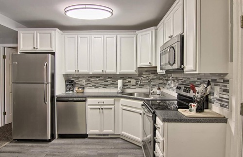 Boyne Falls Condo | Completely Renovated 3 BR + Loft Mountain Villa