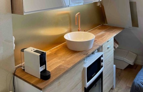 Quartier de la Chapelle Apartment | Completely renovated studio in the center of Paris.