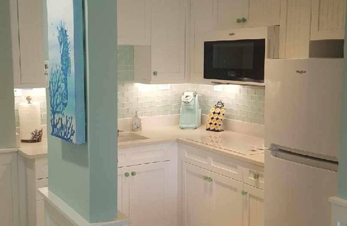 Old Naples Condo | CONDO BY THE BEACH #2