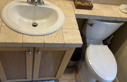 Five Oaks Condo | Condo close to Nike and Intel