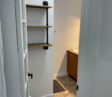 Beaupre Apartment | Condo En Quatre Temps