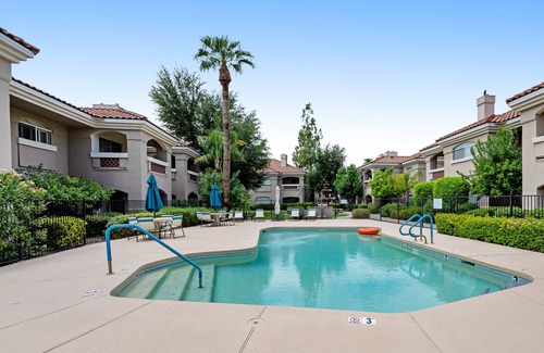 McCormick Ranch Condo | Condo in a gated community with balcony, pool, hot tub, gym - near Talking Stick