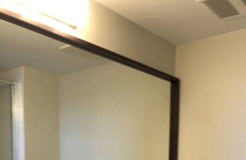 Coquitlam Condo | Condo near malls, many restaurants nearby sky train