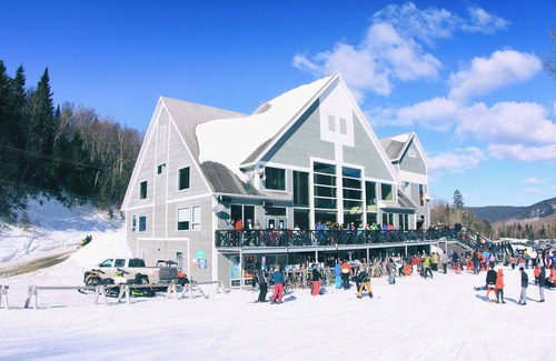Saint-Philemon Ski Chalet | Condo Thibault 117 A - Condo at Massif du Sud