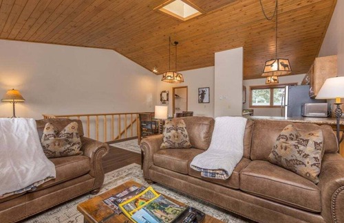 Big Sky House | Condo w/beautiful views, fireplace & community pool/hot tub - Cozy Hidden Village Retreat