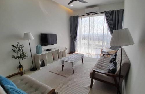 Larut Apartment | Condominium Crystal Heights