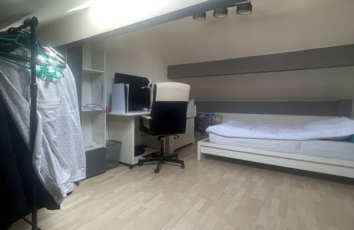 Pierrefitte-sur-Seine House | Confortable Maison de Famille 8 à 12 Personnes