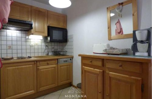 Le Grand-Bornand Apartment | Confortable 2 Pièces + Cabine pour 4 Personnes au Centre-Ville, Terrasse, Proche Navettes - FR-1-458-169