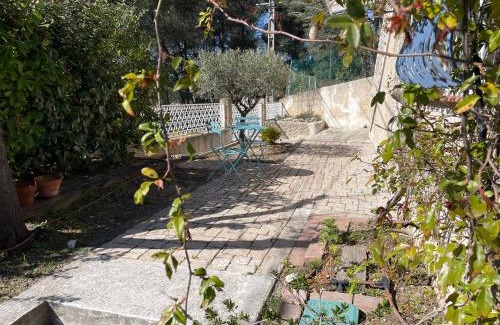 Bouc-Bel-Air Apartment | Confortable studio au calme avec accès piscine et parking