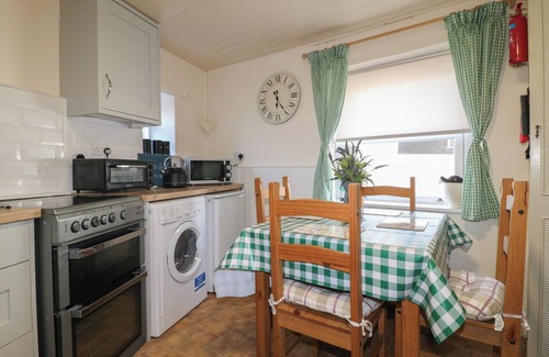 Youlgreave Cottage | CONISTON COTTAGE, pet friendly, with open fire in Youlgreave