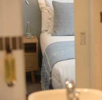 Bournemouth City Centre Hotel | Connaught Lodge