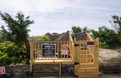 North Carolina Coast House | Connollys Salty Daze by Bryant Real Estate
