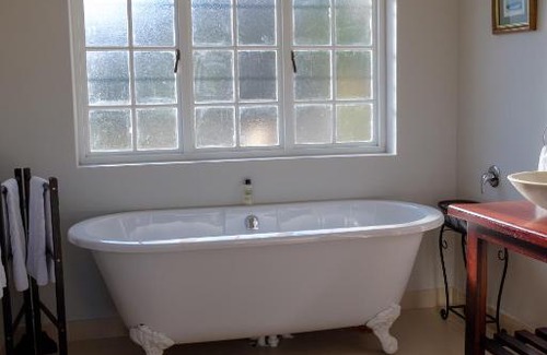 Constantia House | Constantia White Lodge Guest House