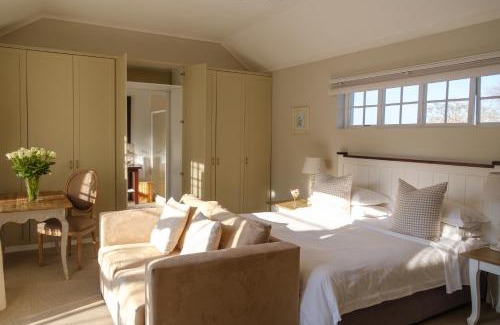 Constantia House | Constantia White Lodge Guest House