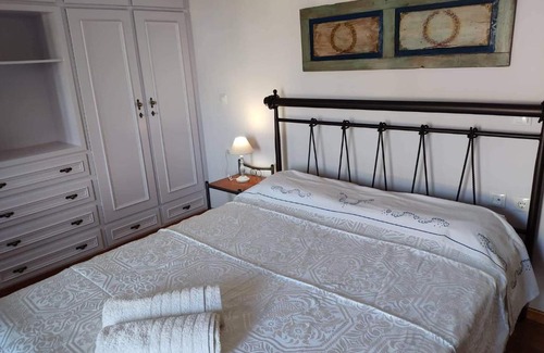 Leros House | Constantine's