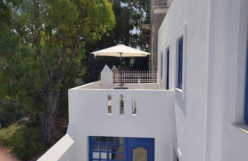 Leros House | Constantine's