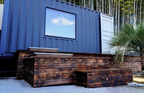 Kashiwa RV Rental | Containertrailer BFor up to 4 peopleIncludes use/Kashiwa City Chiba