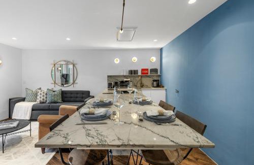 Colville House | Contemporary 2-Bedroom Escape in Notting Hill