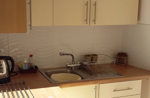 Shaldon Cottage | CONTEMPORARY 2 BEDROOM CHARACTER COTTAGE IDEAL FOR A RELAXING HOLIDAY