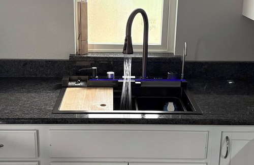 Davis Cabin | Contemporary 2-bedroom new construction cabin with WiFi, AC in Davis