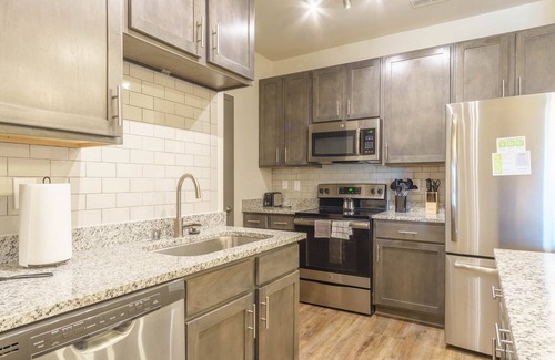 Hurstbourne Apartment | Contemporary 2BR Suite | Pool, Parking + Gym A