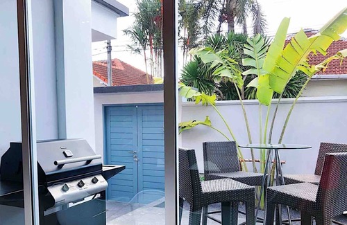 Sa Khu House | Contemporary 3bd Safari Pool Villa Near Nai Yang Beach