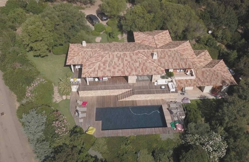 Pinarellu Villa | Contemporary 5-bedroom villa with magnificent sea view of the Genoese tower.