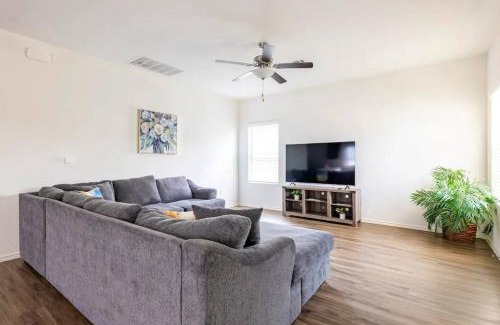 Austin House | Contemporary Austin Home Near Downtown & Airport