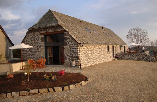 Curieres Cottage | Contemporary cottage near Laguiole Aveyron 4 people