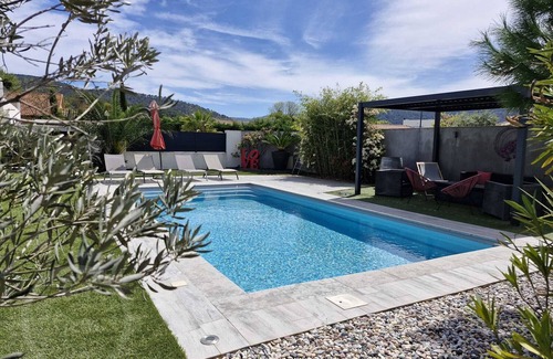 Gemenos House | Contemporary house for summer vacations in Gémenos 150m² with swimming pool
