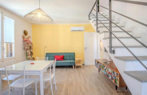 Santa Maria Novella Apartment | Contemporary House in Florence