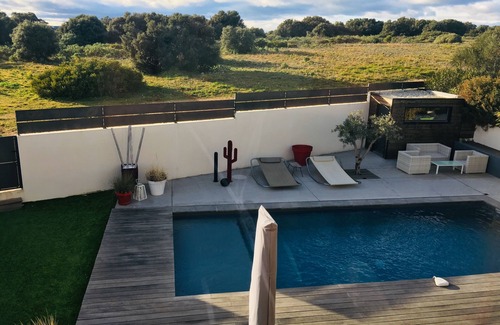 Juvignac House | Contemporary villa just outside Montpellier