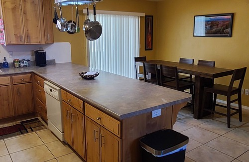 Page House | Convenient Adventure Home on Antelope